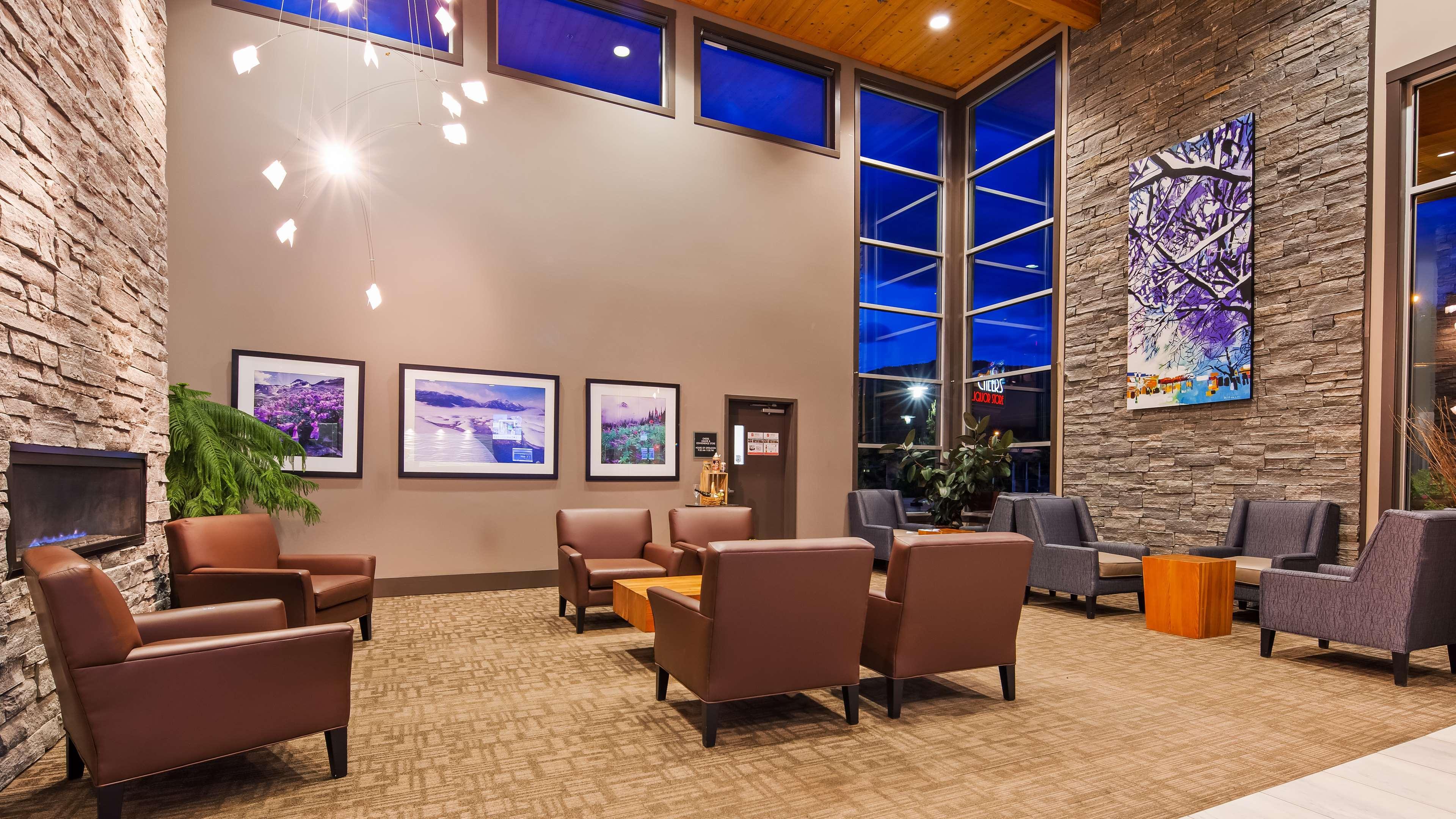 Best Western Plus Revelstoke Exterior foto
