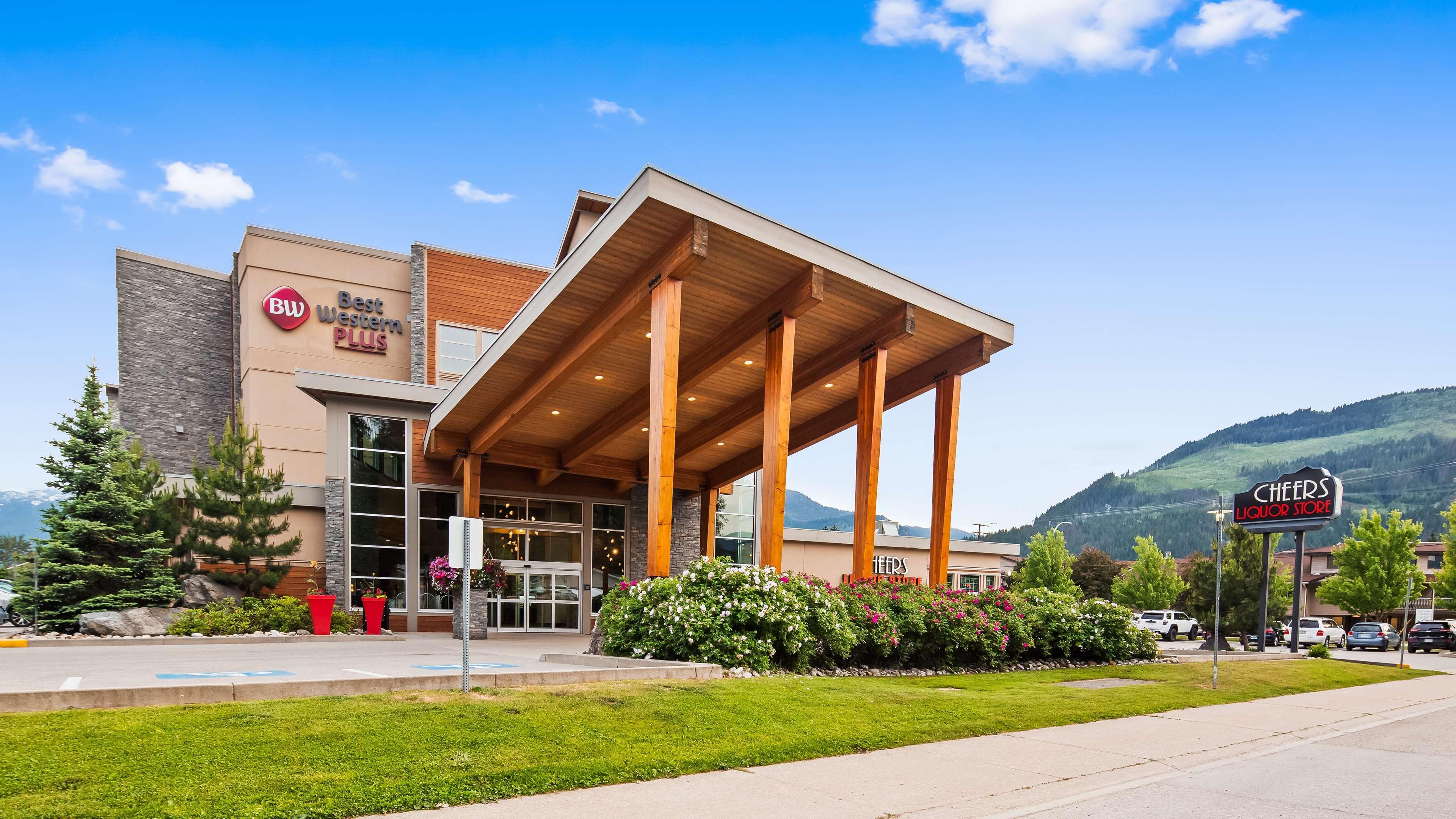 Best Western Plus Revelstoke Exterior foto